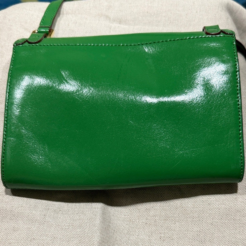 Antonio Melani Beautiful Green
Leather Shoulder Handbag.