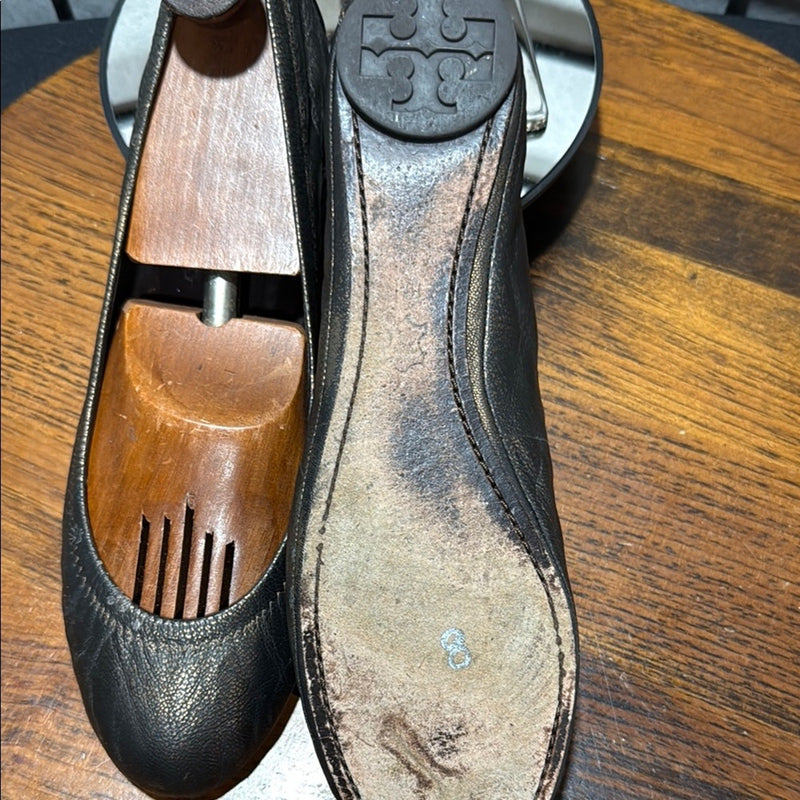 Tory Burch Bronze/Black Leather Flats