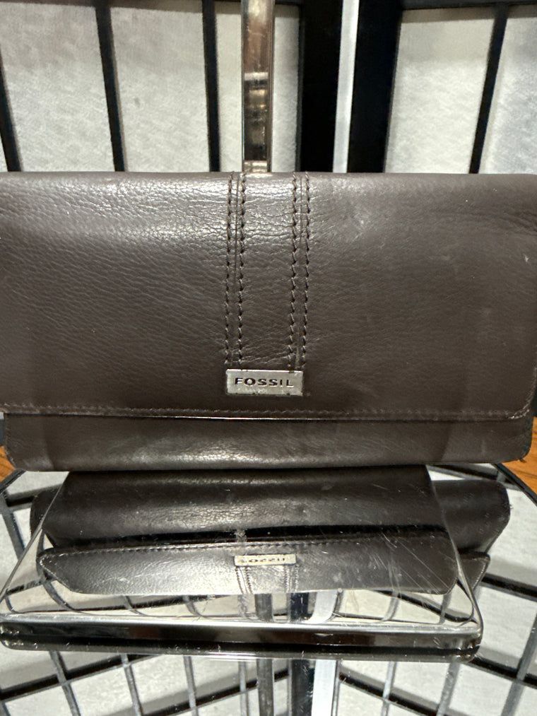 Fossil Women's Brown Leather Wallet