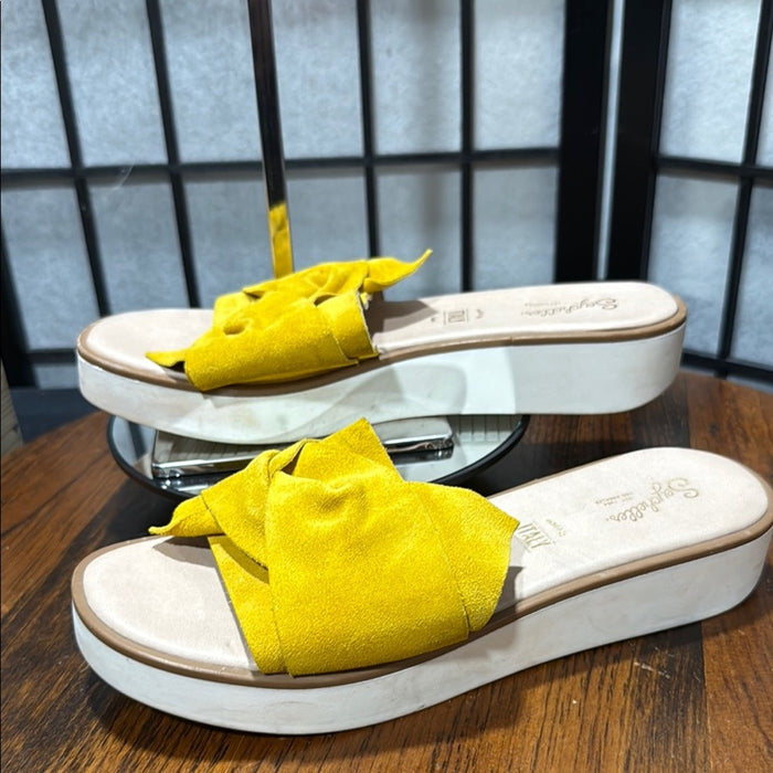 SEYCHELLES
Coast Knotted Slide Sandal In Yellow Suede