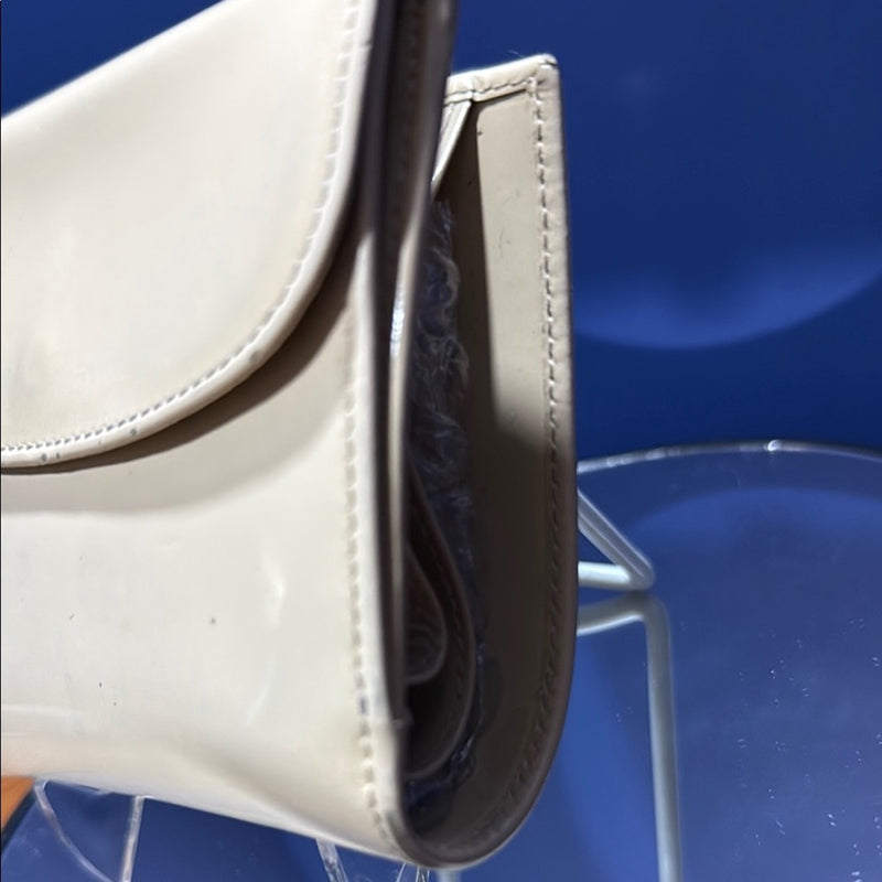 Gucci Bifold Enamel Leather Double Sided Wallet