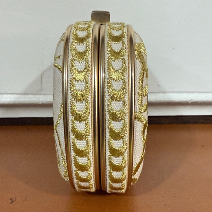 LILLY PULITZER Clutch Crossbody Bag White Gold Mini Evening Purse