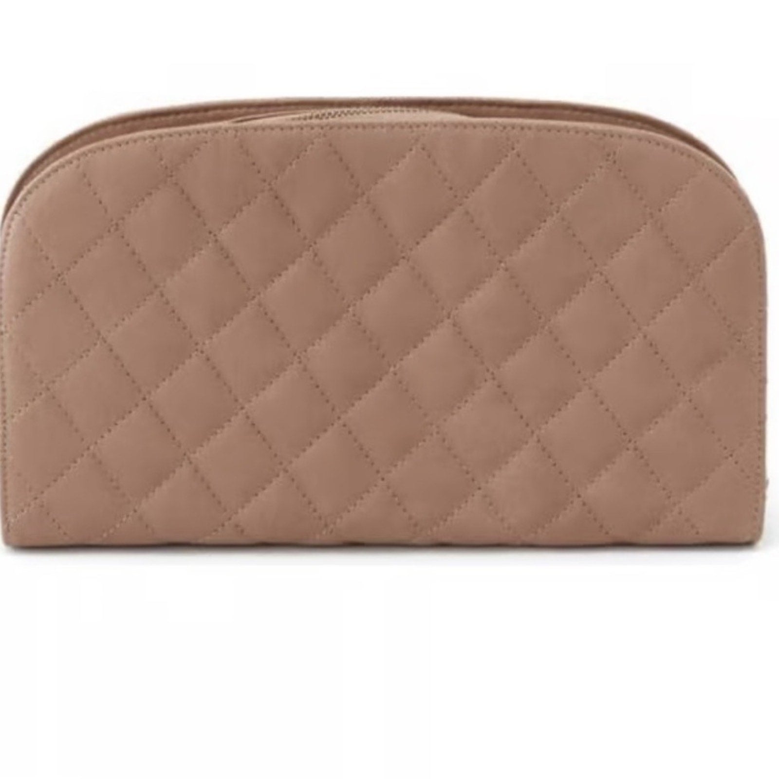 Hobo International Cole Taupe
Quilted Large Leather Clutch Zip