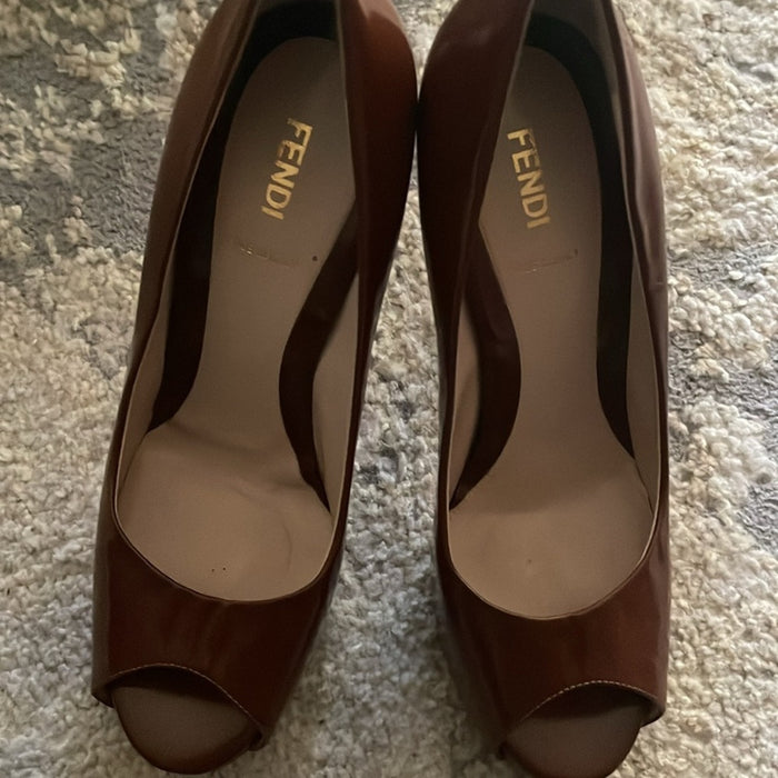 Fendi Brown patent Leather Peep Toe Stiletto Heels w/Dustbag