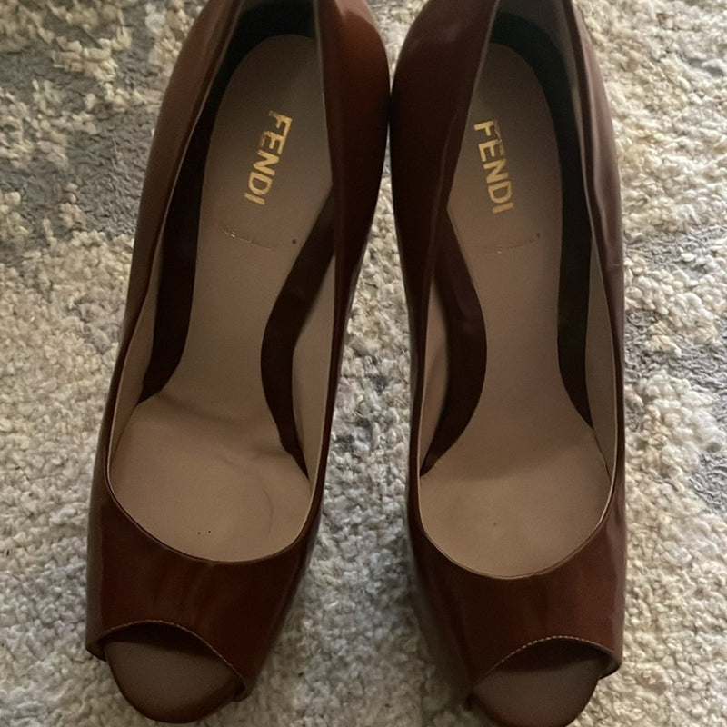 Fendi Brown patent Leather Peep Toe Stiletto Heels w/Dustbag