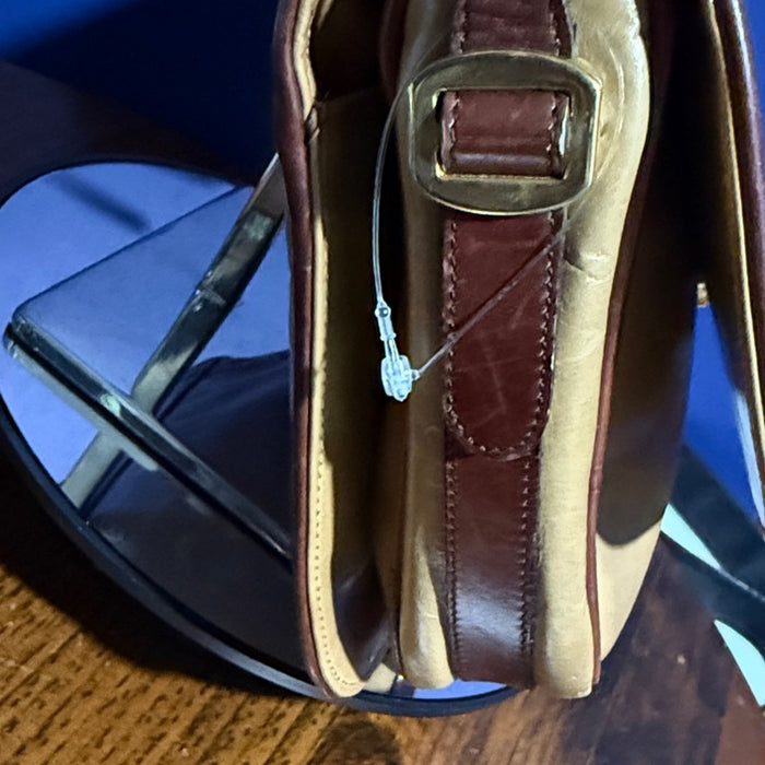 BALLY Cream Tan Grain Leather Cross Body Handbag
