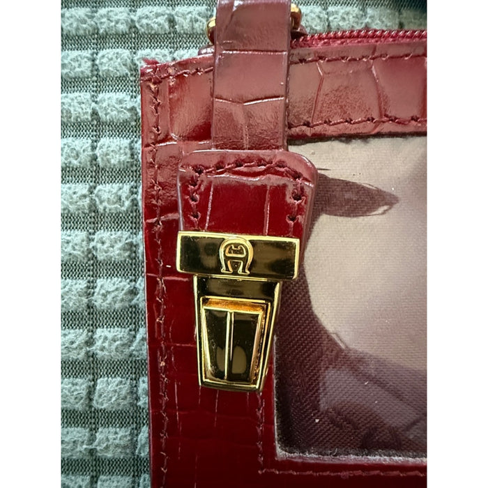 Etienne Aigner Leather ID Holder Zippered Pouch Burgundy Embossed Wallet