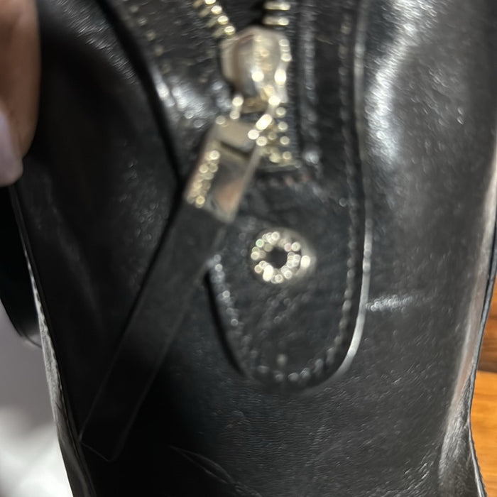 Monsac Classic Black Leather Shoulder Bag
