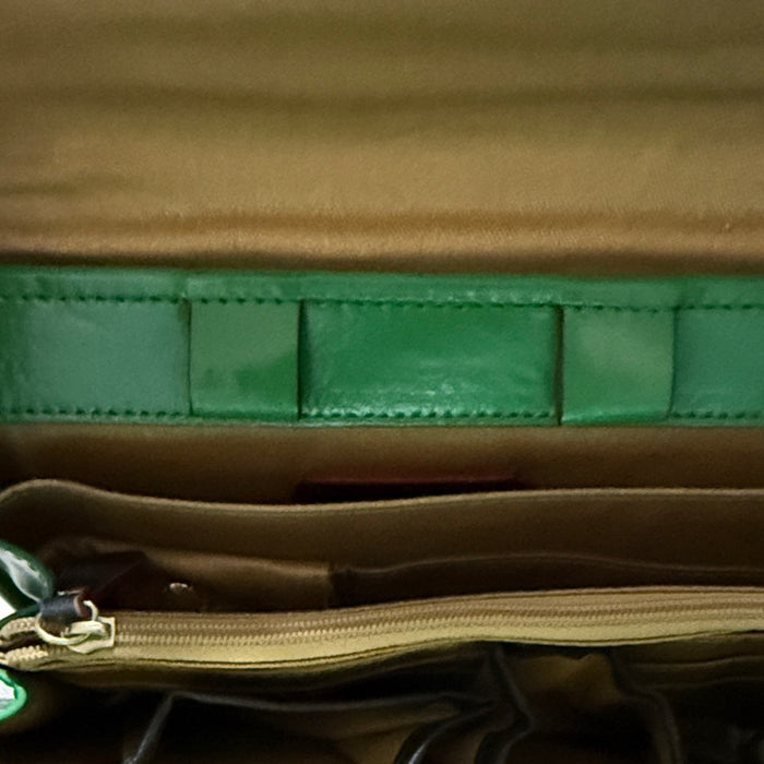 Antonio Melani Beautiful Green
Leather Shoulder Handbag.
