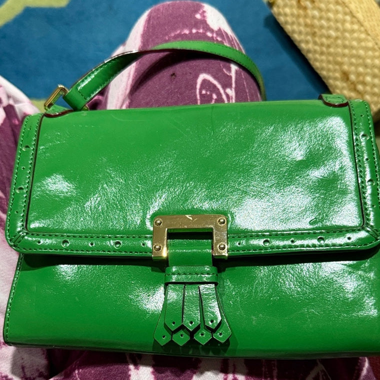 Antonio Melani Beautiful Green
Leather Shoulder Handbag.