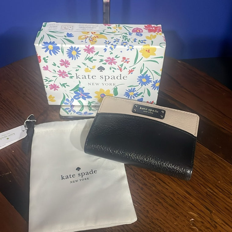 Kate Spade Jeanne Bifold Wallet w/ dustbag