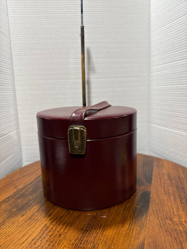 Vintage Mid Century Round Cosmetic Bag.