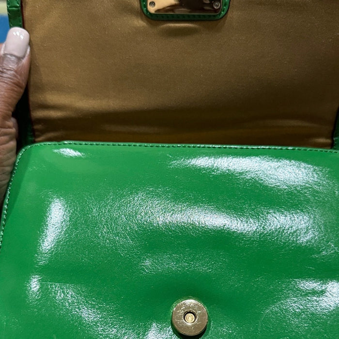 Antonio Melani Beautiful Green
Leather Shoulder Handbag.