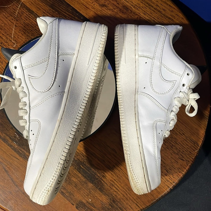 Nike White Air Force 1