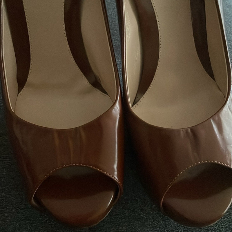 Fendi Brown patent Leather Peep Toe Stiletto Heels w/Dustbag