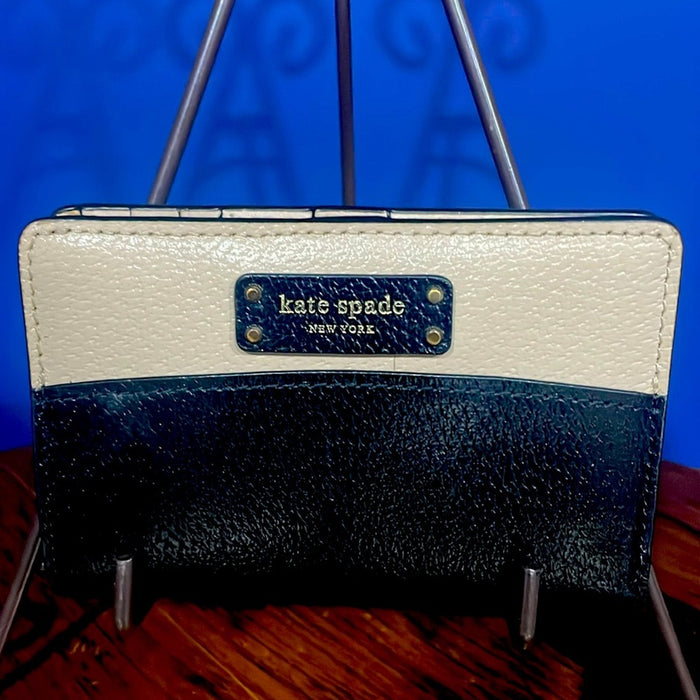 Kate Spade Jeanne Bifold Wallet w/ dustbag