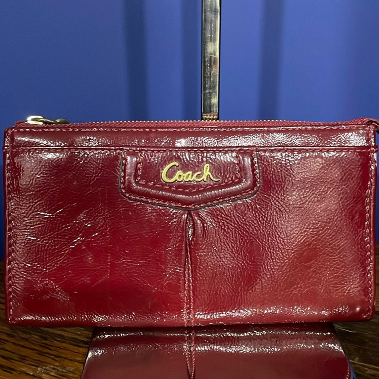 COACH wristlet F11940 signature Cherry Red patent leather .