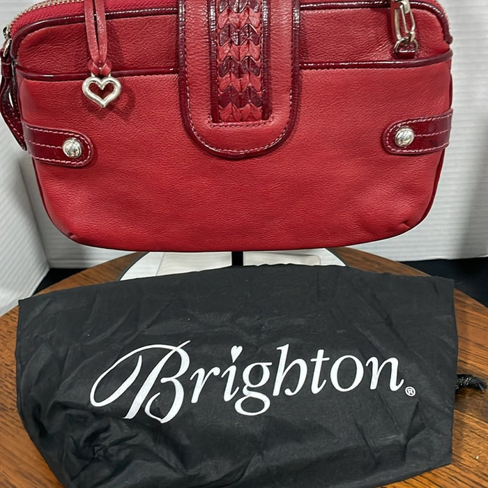 Brighton Crossbody Pebble Leather Purse Silver Accent Buckle and dust bag