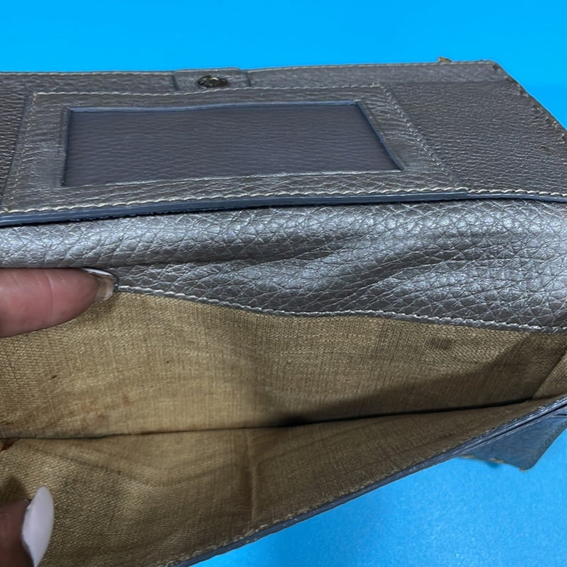 FENDI 8M0144 Selleria Roman Leather Double Snap Bifold Long Wallet Leather gray