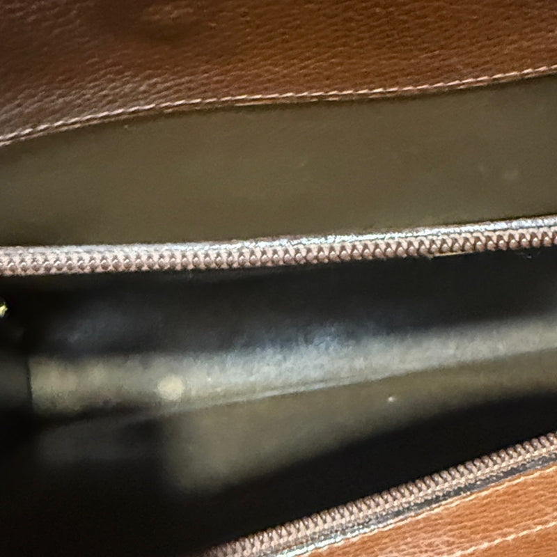MARK CROSS LEATHER BRIEFCASE
W/ Shoulder Strap