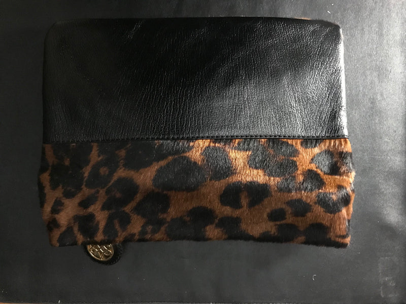 Antonio Melani Clutch Bag Purse Leather/Calf Hair leopard Print
