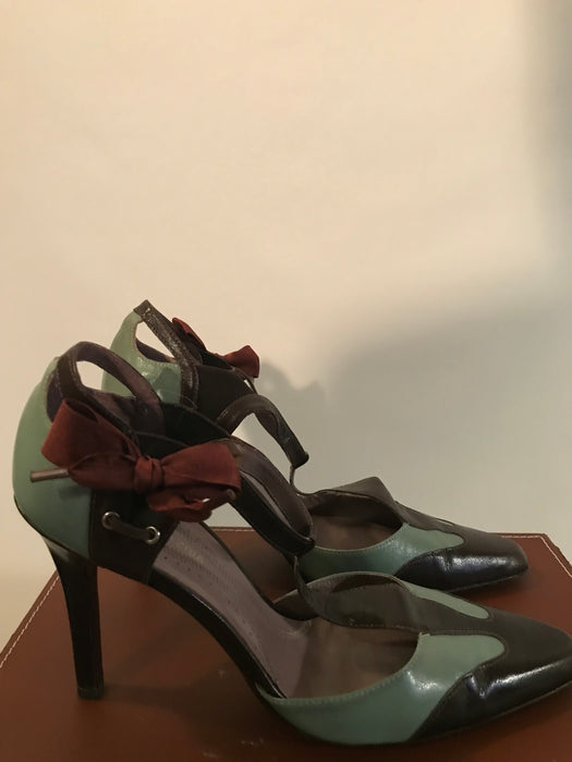 BCBGMaxAzria Teal/Turquoise and Burgundy Woman's Shoe size 7.5