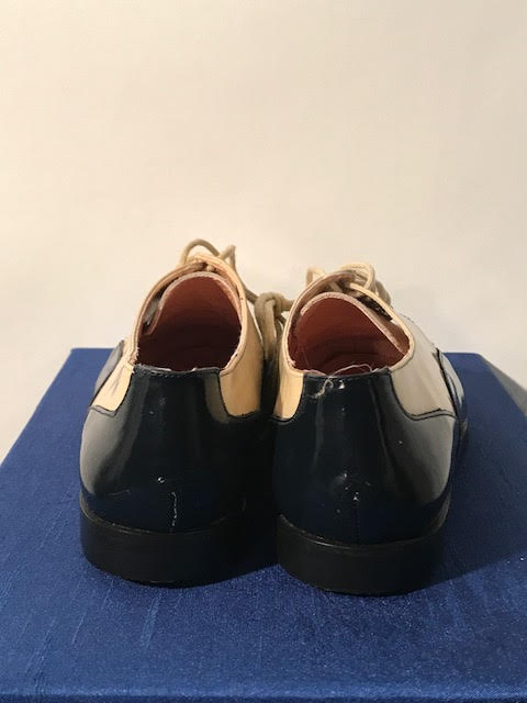 1980s Two Tone Leather Oxfords by Clifford & Wills Size 7 1/2