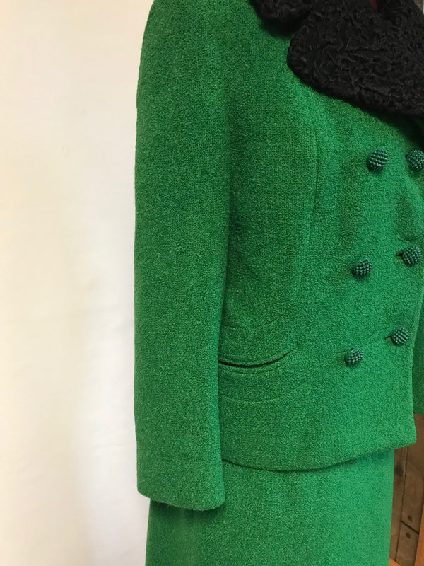 1960s Jackie O Mod Style Green Knubby Knit 2 Piece Abe Reinis Original Skirt Suit