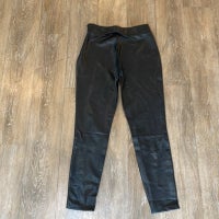 Leith• Black Faux Leather Pants  Leith size  S