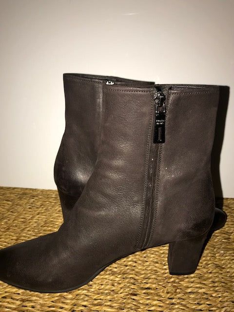 Womens ankle deals boots medium heel