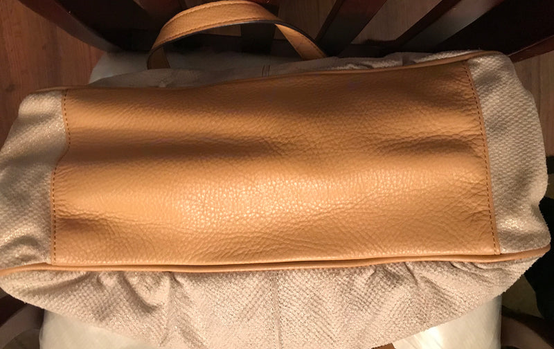 B. MAKOWSKY large champagne color textured leather shoulder bag purse