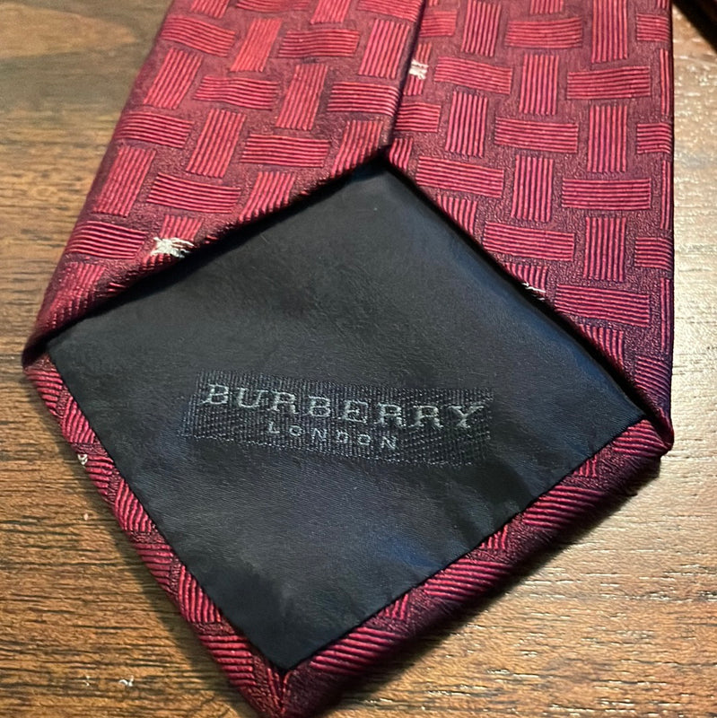 Rare Burberry London 100% Silk Burberry Necktie