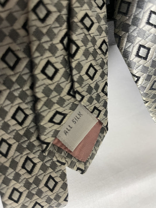 Vintage Pierre Cardin Designer Mens' Tie - black and Gray Geometric Print, Excellent!