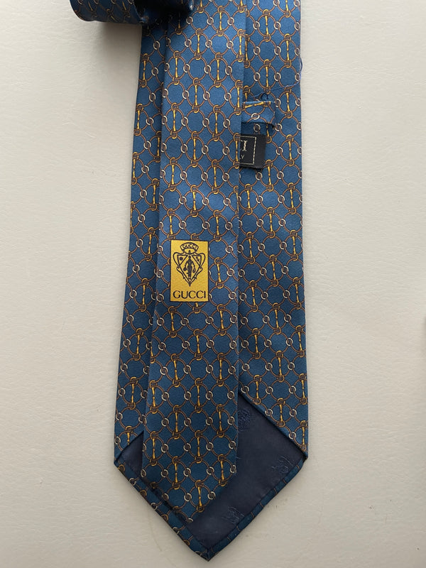 Gucci 100% Silk Luxury Necktie Italy Navy Blue, Red & Gold Chain