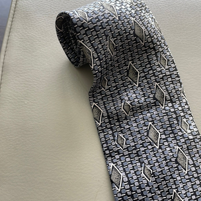 Pierre Balmain Men's gray and black  silk  tie with diamond  abstract pattern