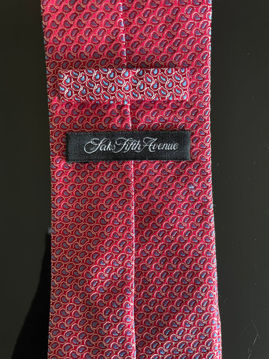 Saks Fifth Avenue  Mens 100% Silk   Red With Blue Tie