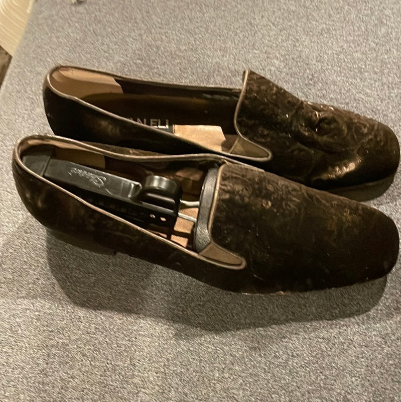 Van Eli Velvet Shoes size 8 1/2M