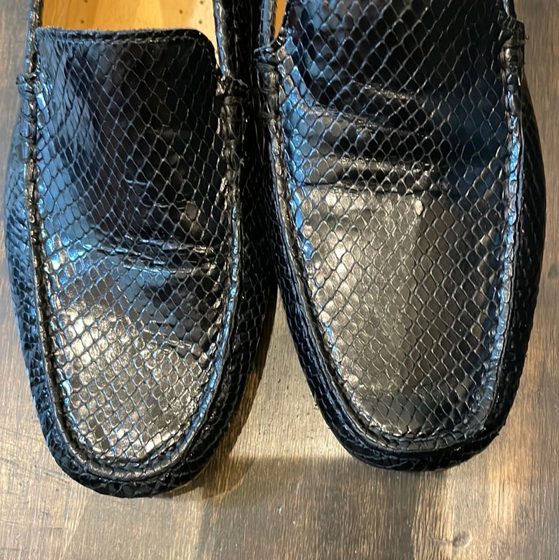 Sharush  Women Rare Black Snake Skin Exclusive Loafers