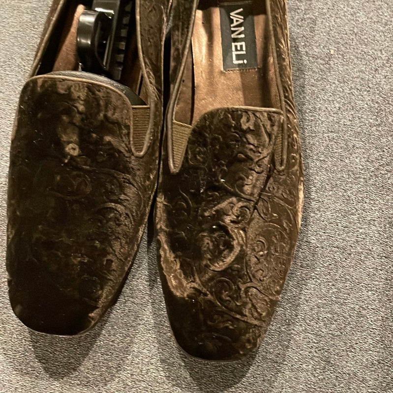 Van Eli Velvet Shoes size 8 1/2M