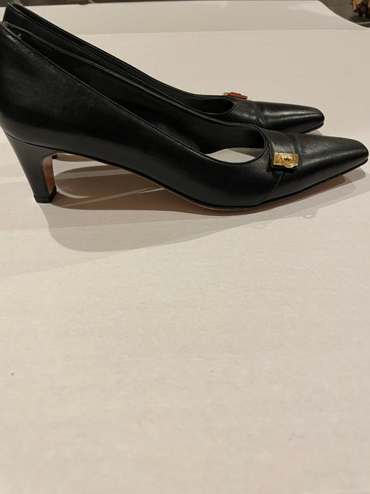 Salvatore Ferragamo woman's size 8 A black pumps business career dress Italy