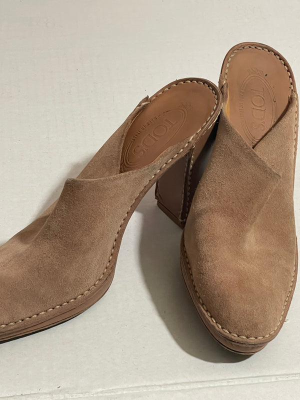 TOD'S Leather Round-Toe Mules Size 9