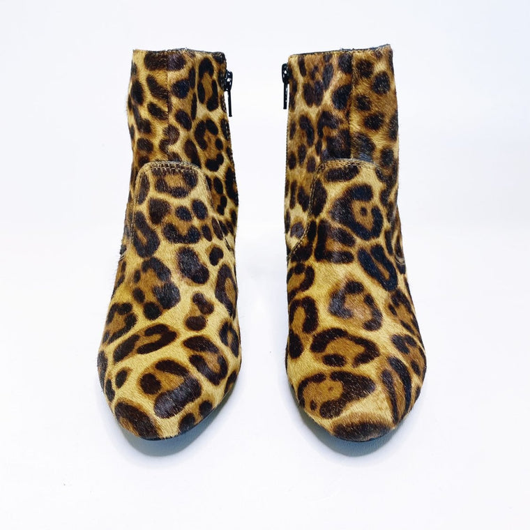 International Concepts Leopard Heels