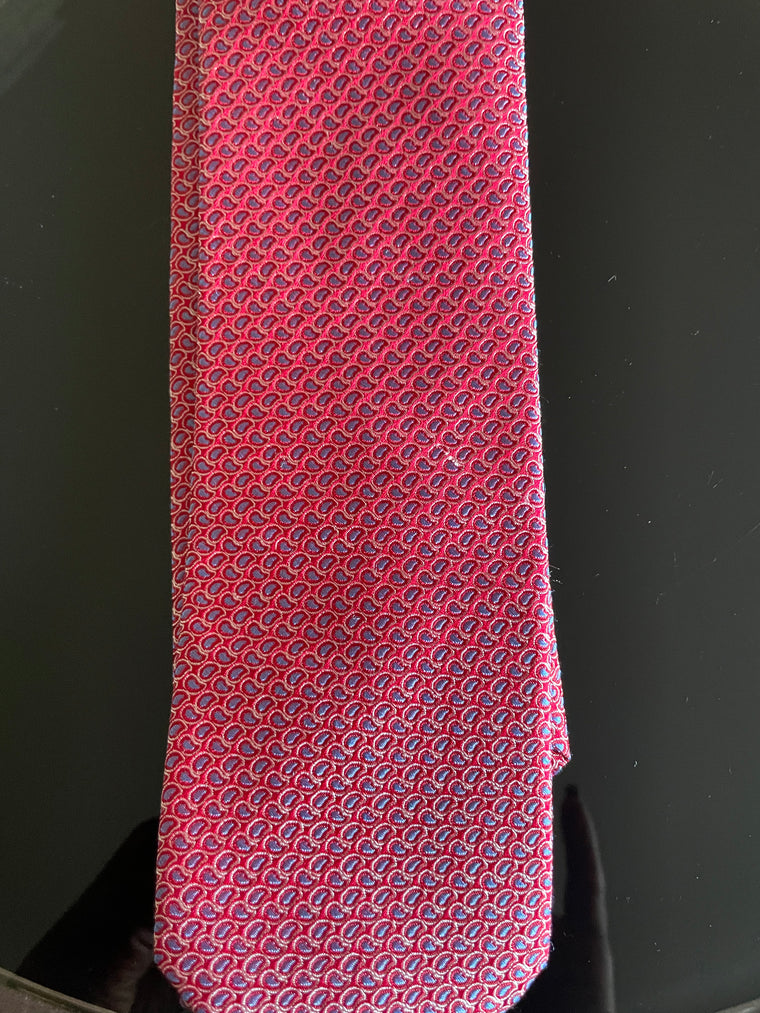 Saks Fifth Avenue  Mens 100% Silk   Red With Blue Tie