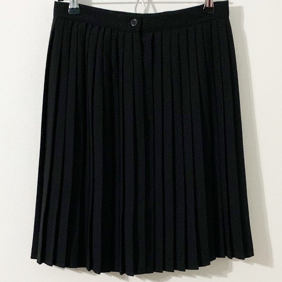 Imagio Paris London New York Black Pleated Skirt