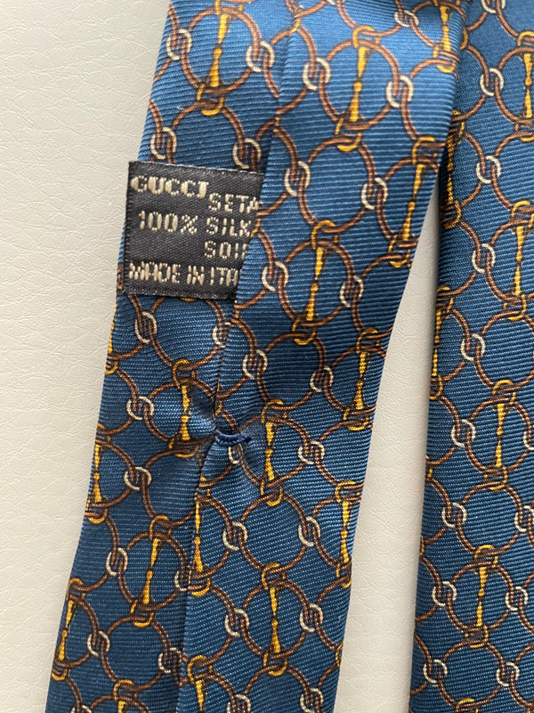 Gucci 100% Silk Luxury Necktie Italy Navy Blue, Red & Gold Chain