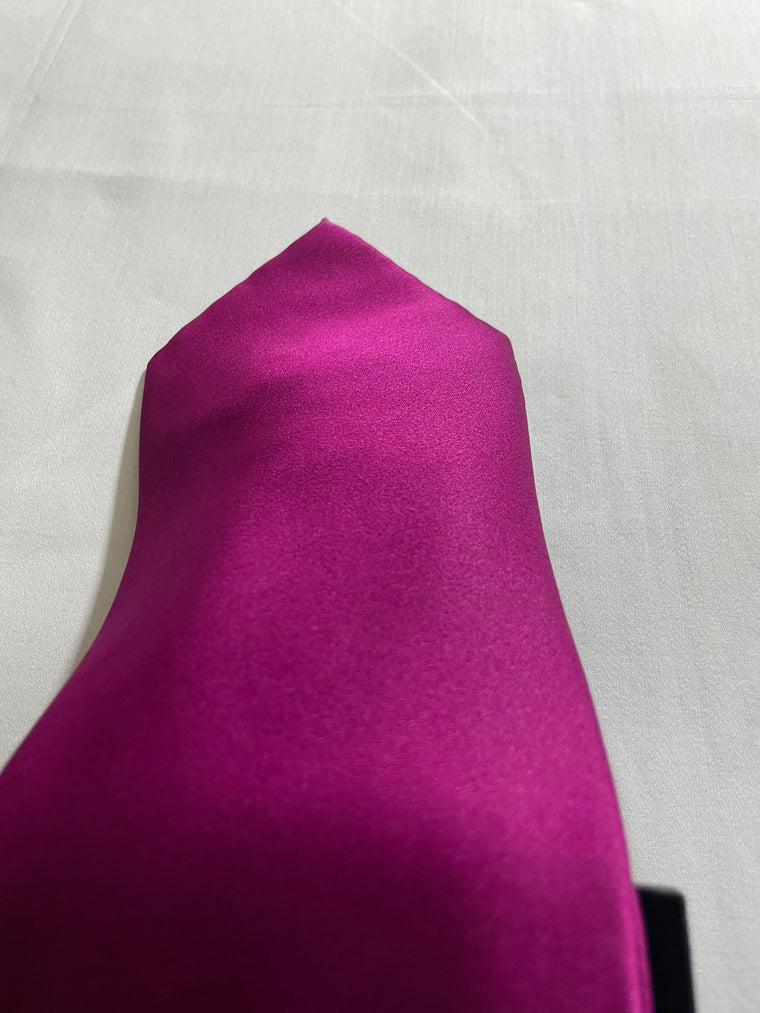 Gianfranco Ruffini Italy Hot Pink Silk Tie 60