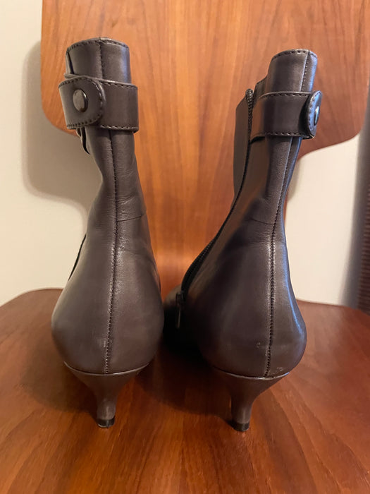 Nine West Women's Gray Leather Kitten Heel Botties